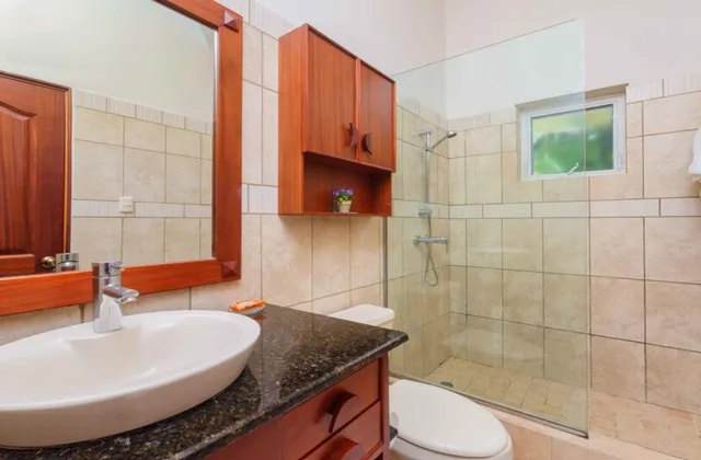 Hotel Hummingdird Cabarete Room Bathroom